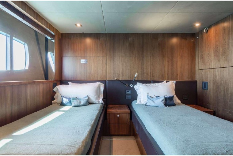 Sunseeker 131